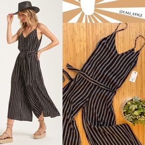 🔶🔸NWOT BILLABONG SHAKE IT AGAIN JUMPSUIT🔸🔶